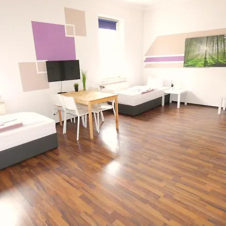 منزل للإقامة Sunnyhome Monteurwohnungen Und In *