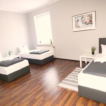 Sunnyhome Monteurwohnungen Und In * شفاندورف إن بايرن