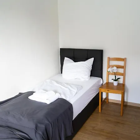 منزل للإقامة Sunnyhome Monteurwohnungen Und In شفاندورف إن بايرن