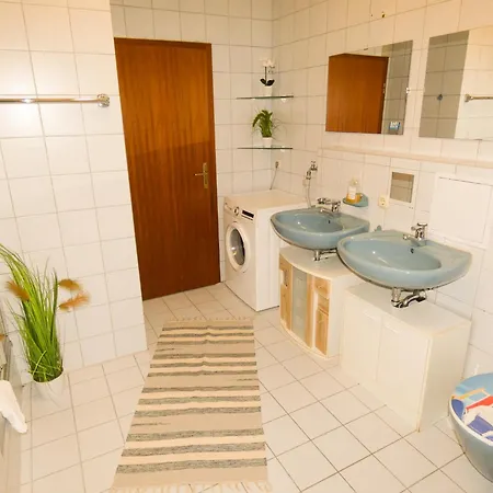 منزل للإقامة Sunnyhome Monteurwohnungen Und In شفاندورف إن بايرن