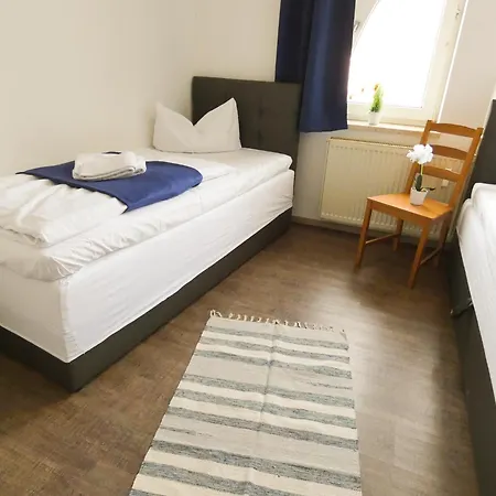 منزل للإقامة Sunnyhome Monteurwohnungen Und In