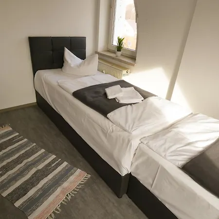 Sunnyhome Monteurwohnungen Und In Homestay *